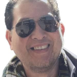 Meet your Posher, Efren